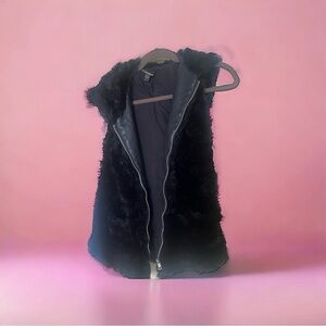 Black fur trf _outerwear size s-m
